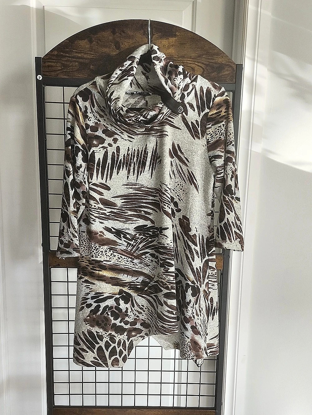 Studi 65 Print Asymmetric Turtleneck Tunic Brown & White